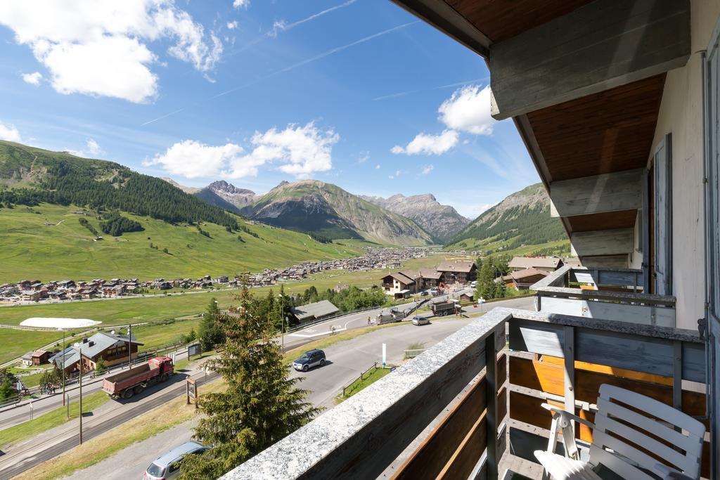 Parè 3*